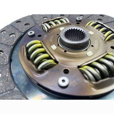 Portos de embarque Shanghai Ningbo GRAFTER Clutch Plate para Isuzu 100P 8-97109-246-0 ISC600