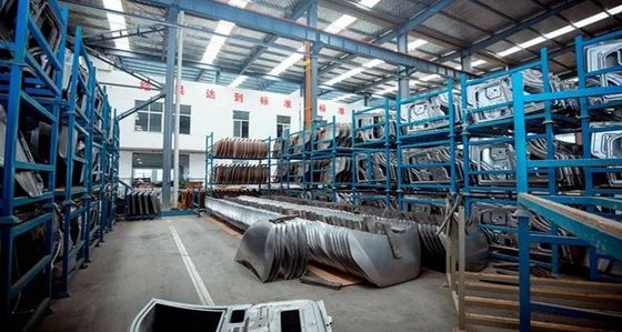 2019- BYD SONG PLUS EV SA3F-6101010/70 Porta da frente esquerda com alto desempenho de custo